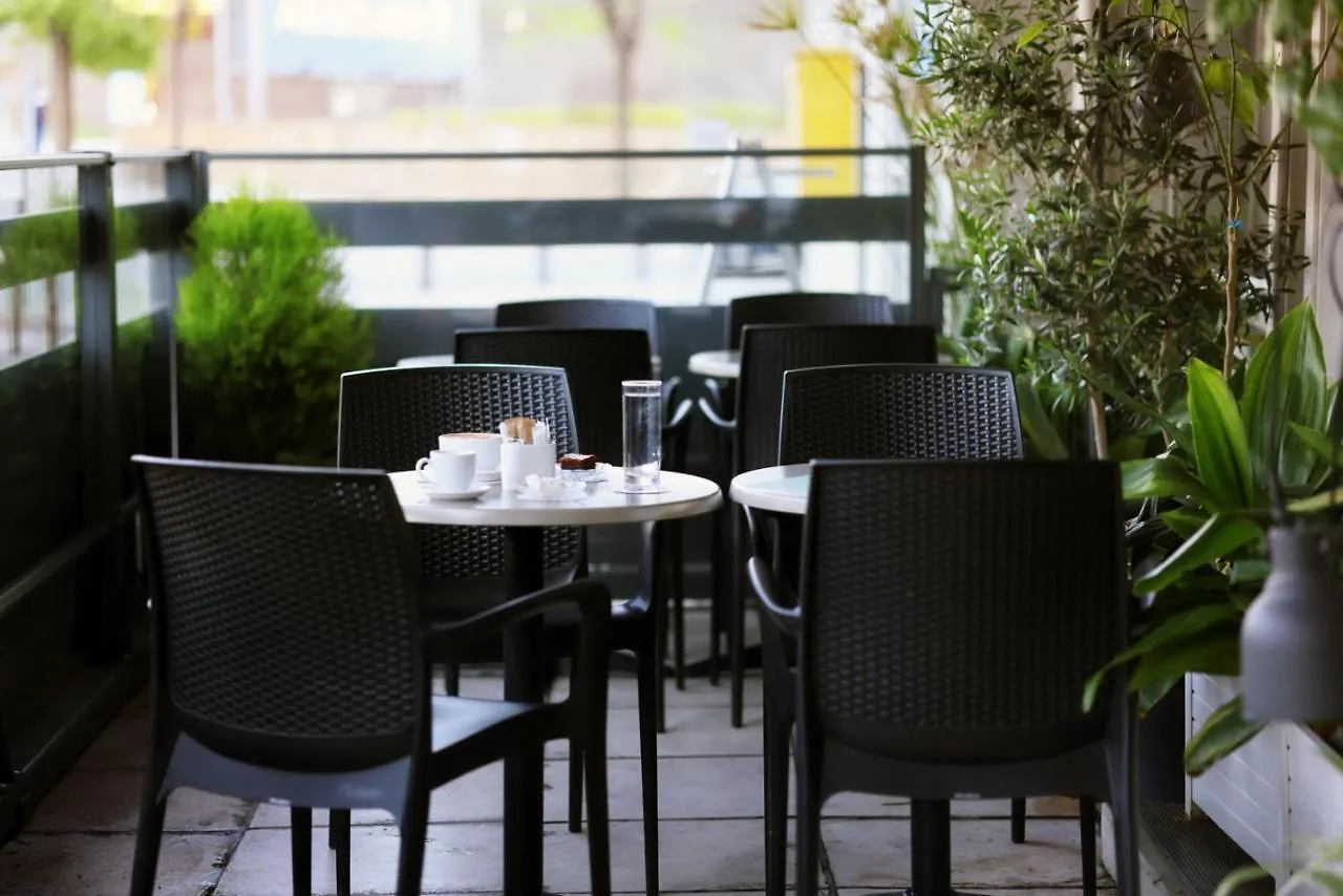 Abc Hotel سالونيك 3*,  اليونان