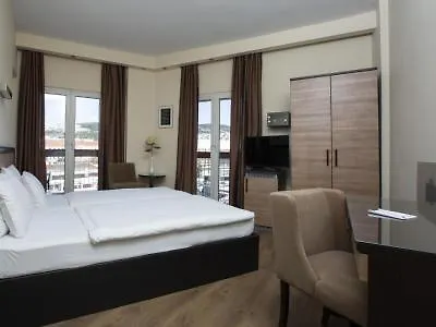 Abc Hotel سالونيك 3*,